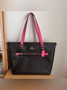 coach monogram print city tote